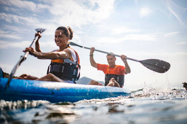 Cómo remar en kayak: Técnicas y consejos